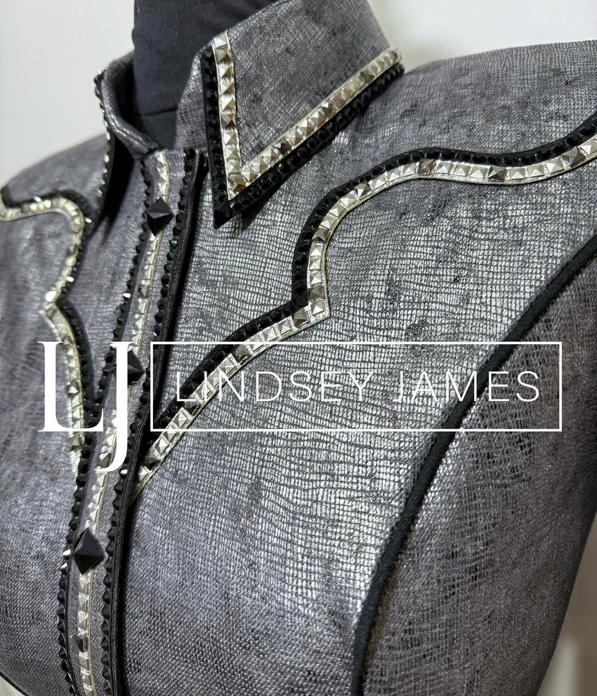 Lindsey James Silver Print & Black Yoke- X-Small/Small