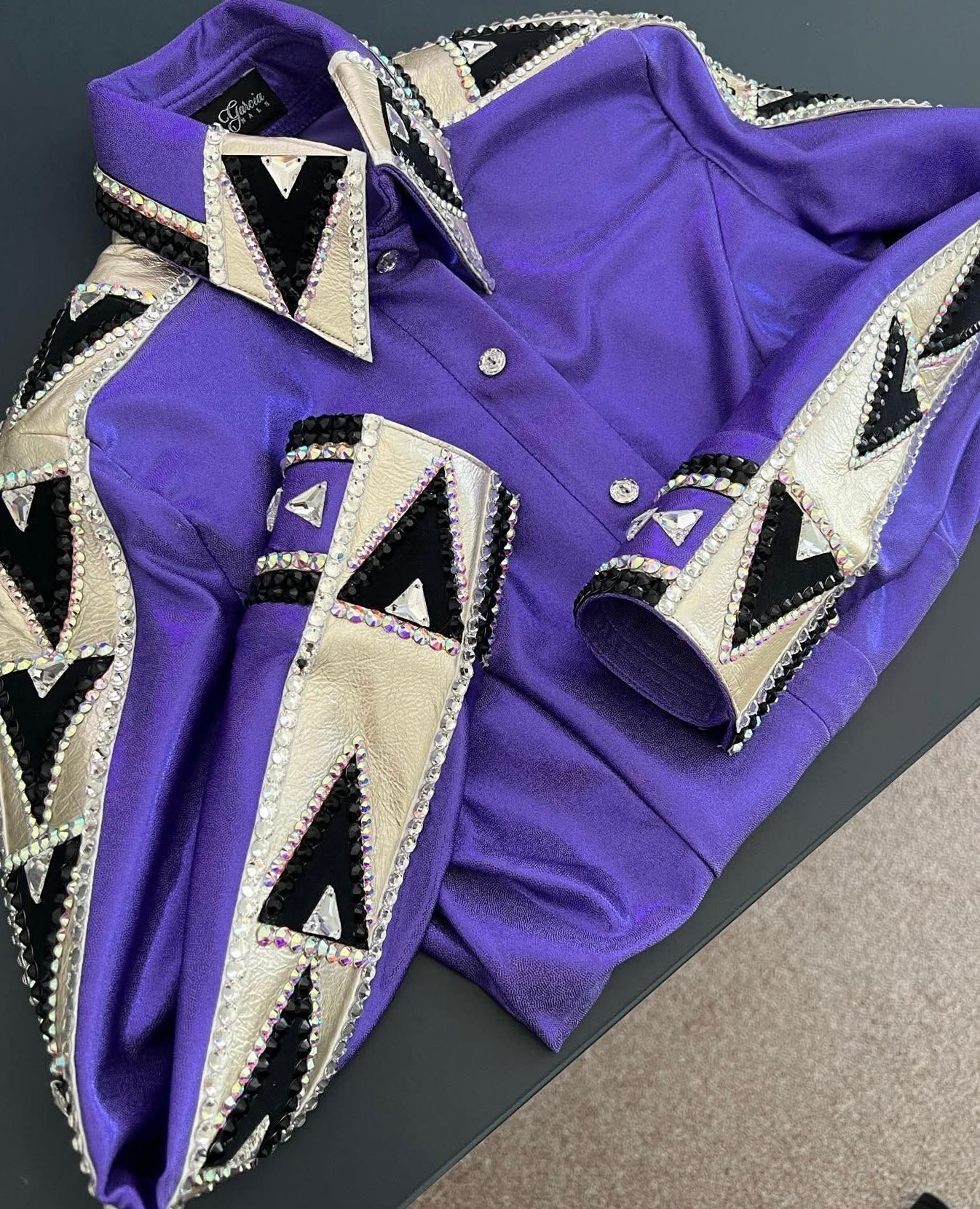 Kevin Garcia Originals Light Purple & Silver Metallic Full Sleeve Arrow Design - Size: Custom Piece APX 6/8 SHORT