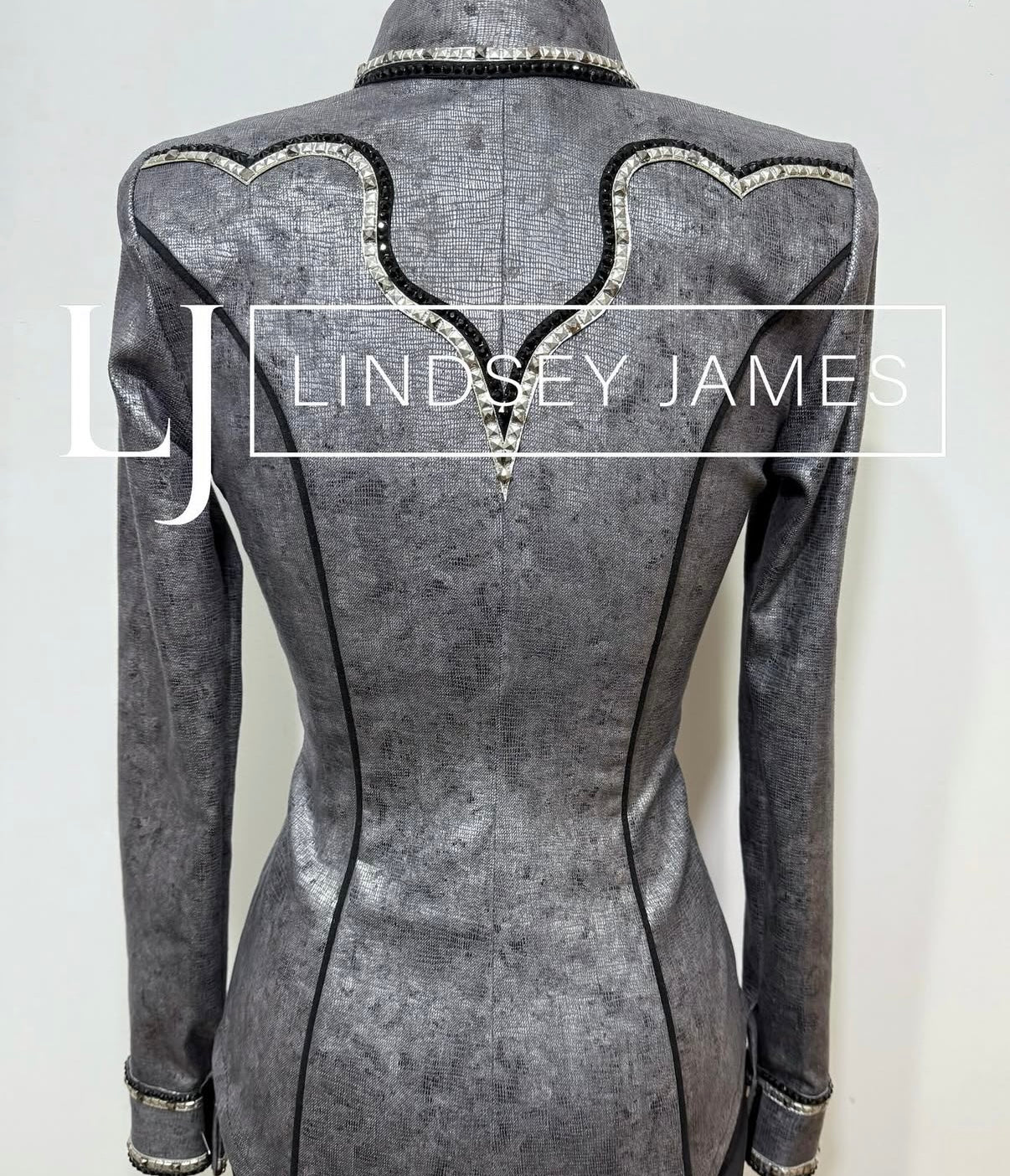 Lindsey James Silver Print & Black Yoke- X-Small/Small