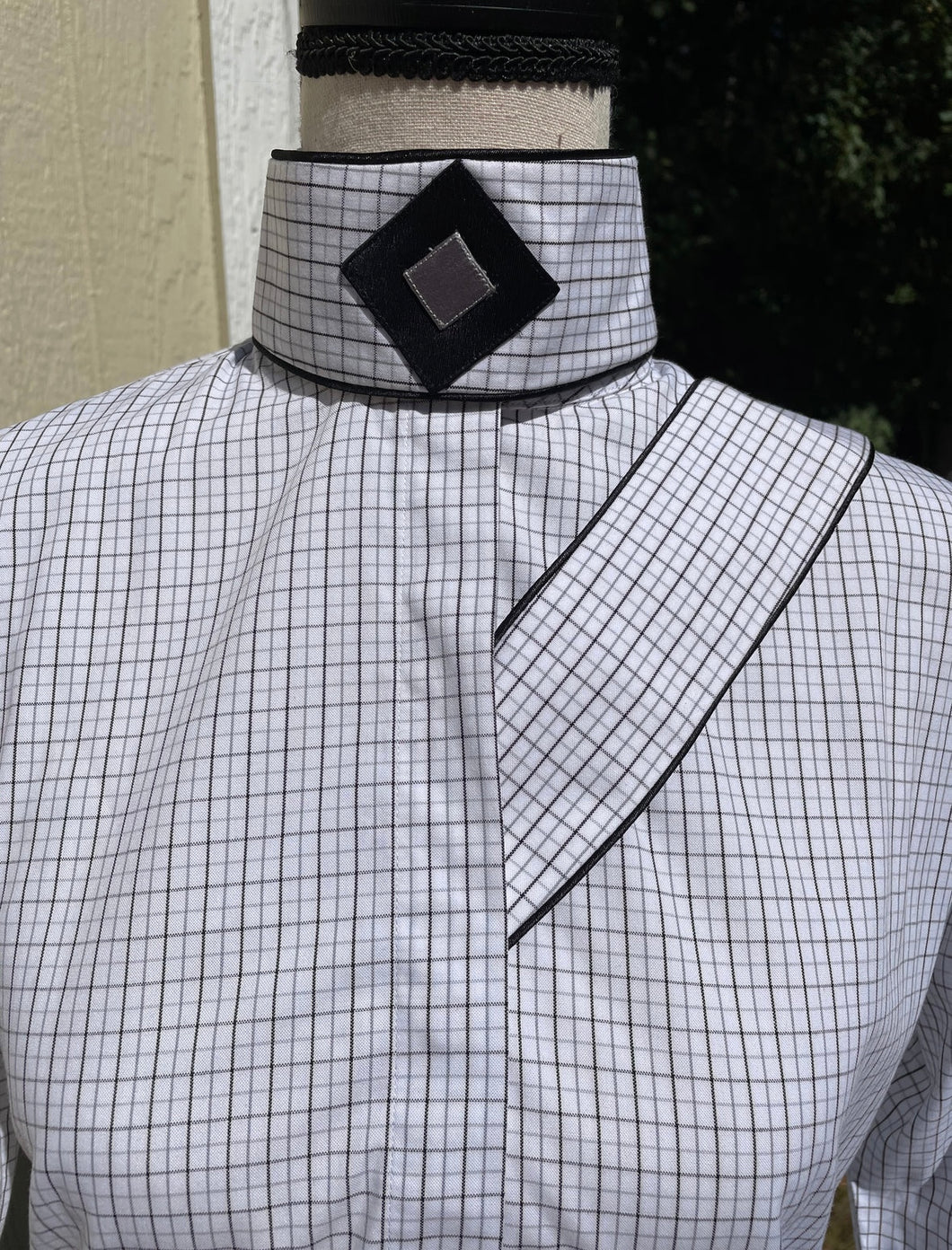 White, Black & Gray Check Print: 2 Collars - Size 32
