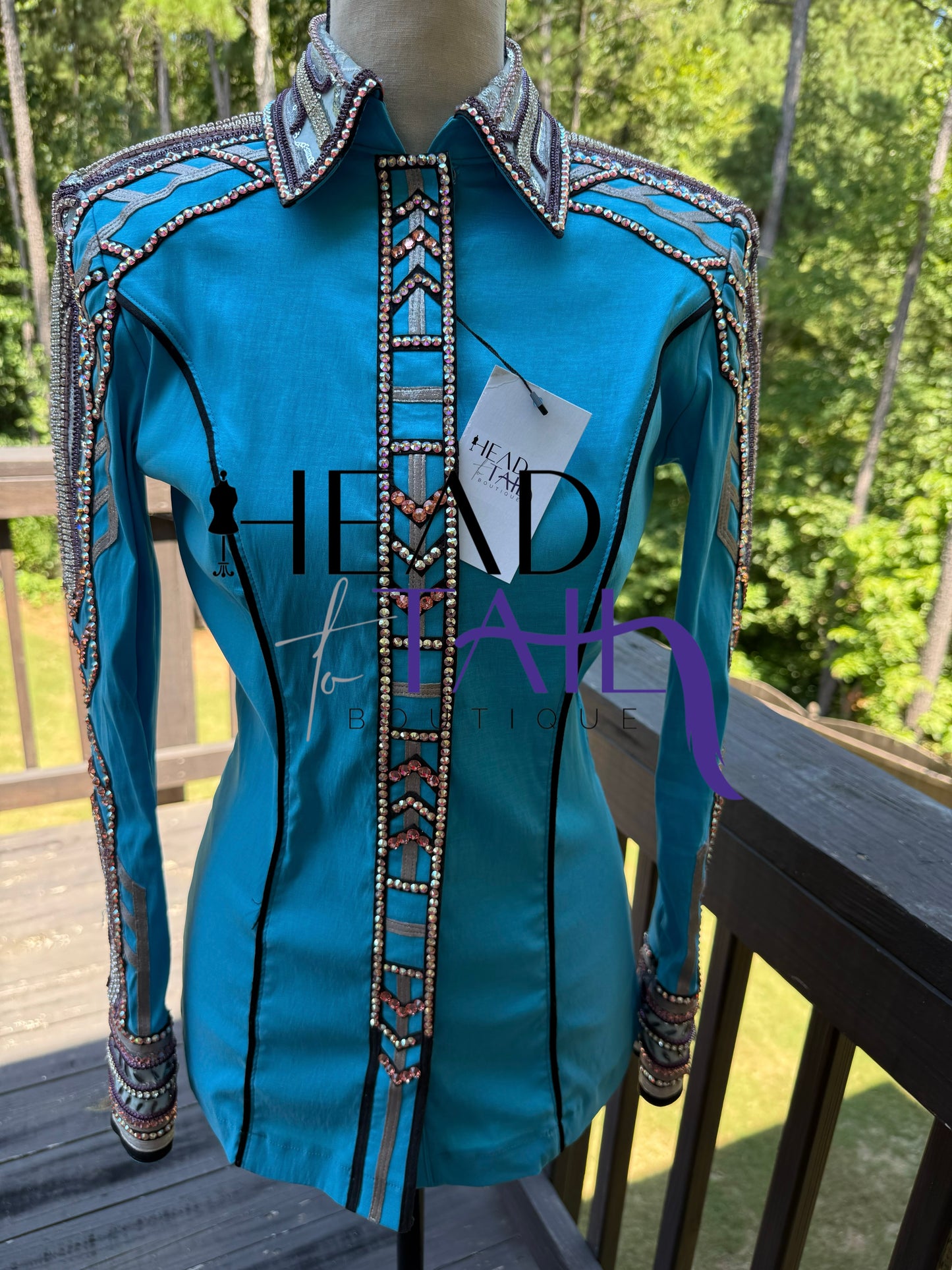 Unbridled Couture Sky Blue, Silver & Lavender Day Shirt - Small/Medium