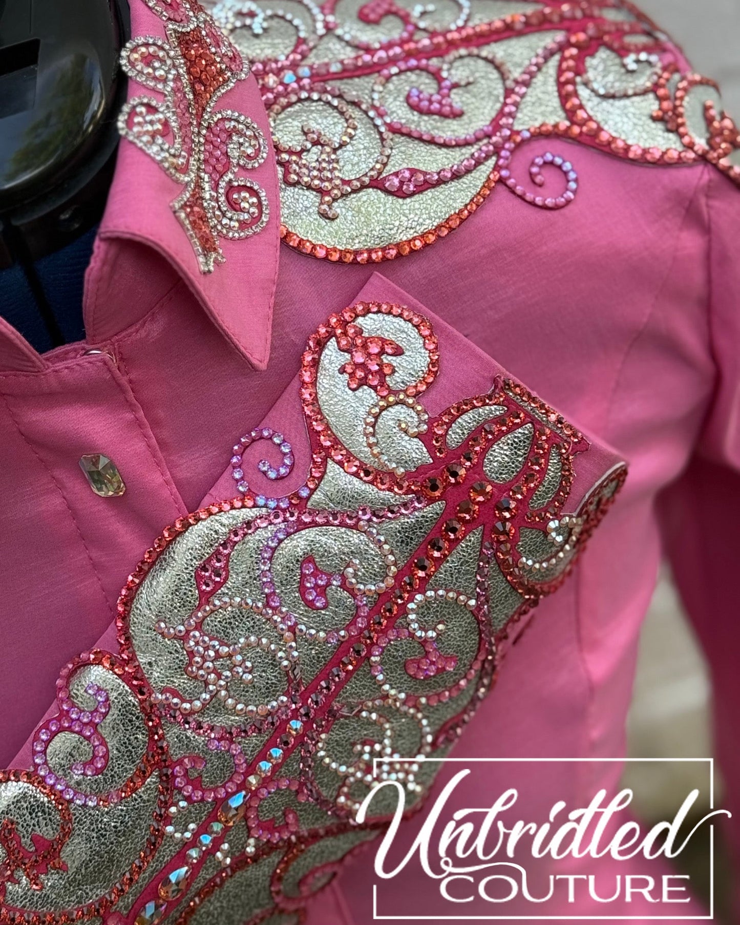 Unbridled Couture Aurora Day Shirt - Medium