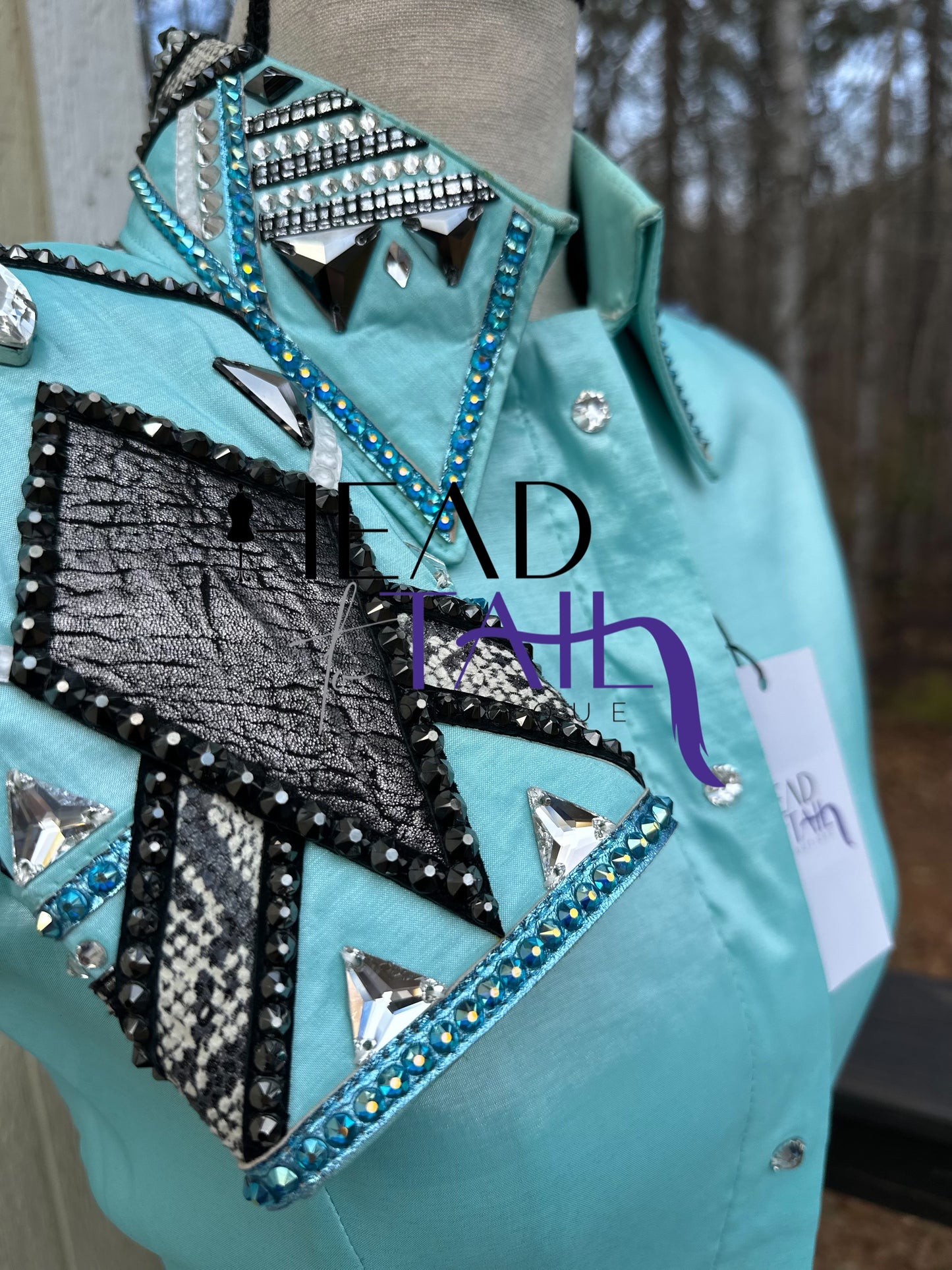 Southern Designs by Shannon Mint. Grey Snakeskin & Blake Day Shirt & Bolero Vest - Small/Medium