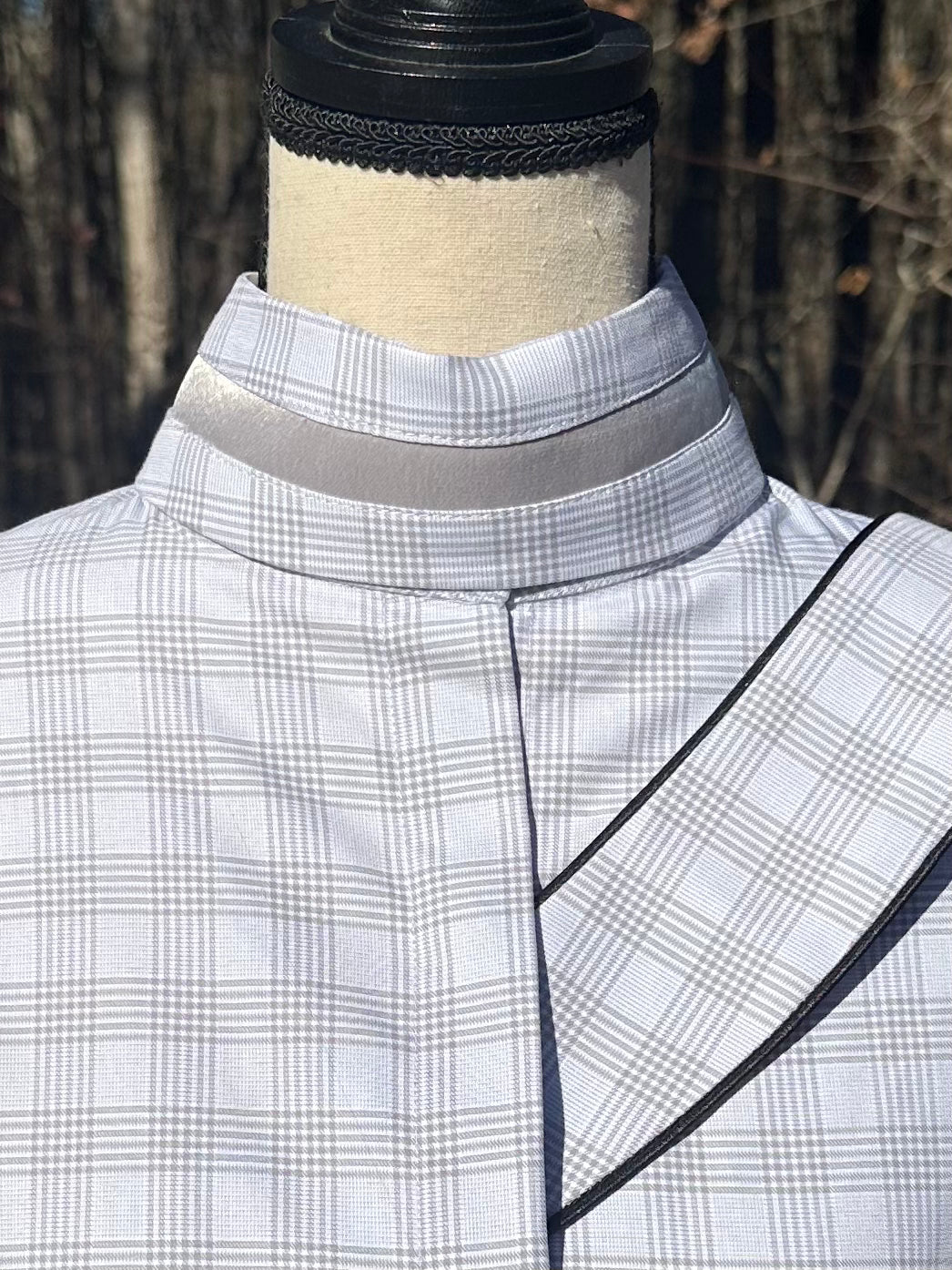 Boo Yah Hunt Shirt with Thick Black Stripe and Black/Silver V Collars - Size 34