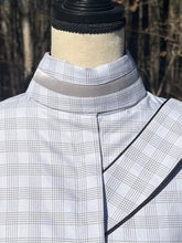 Load image into Gallery viewer, Light Silver Grey Plaid - 2 Collars - Size 34
