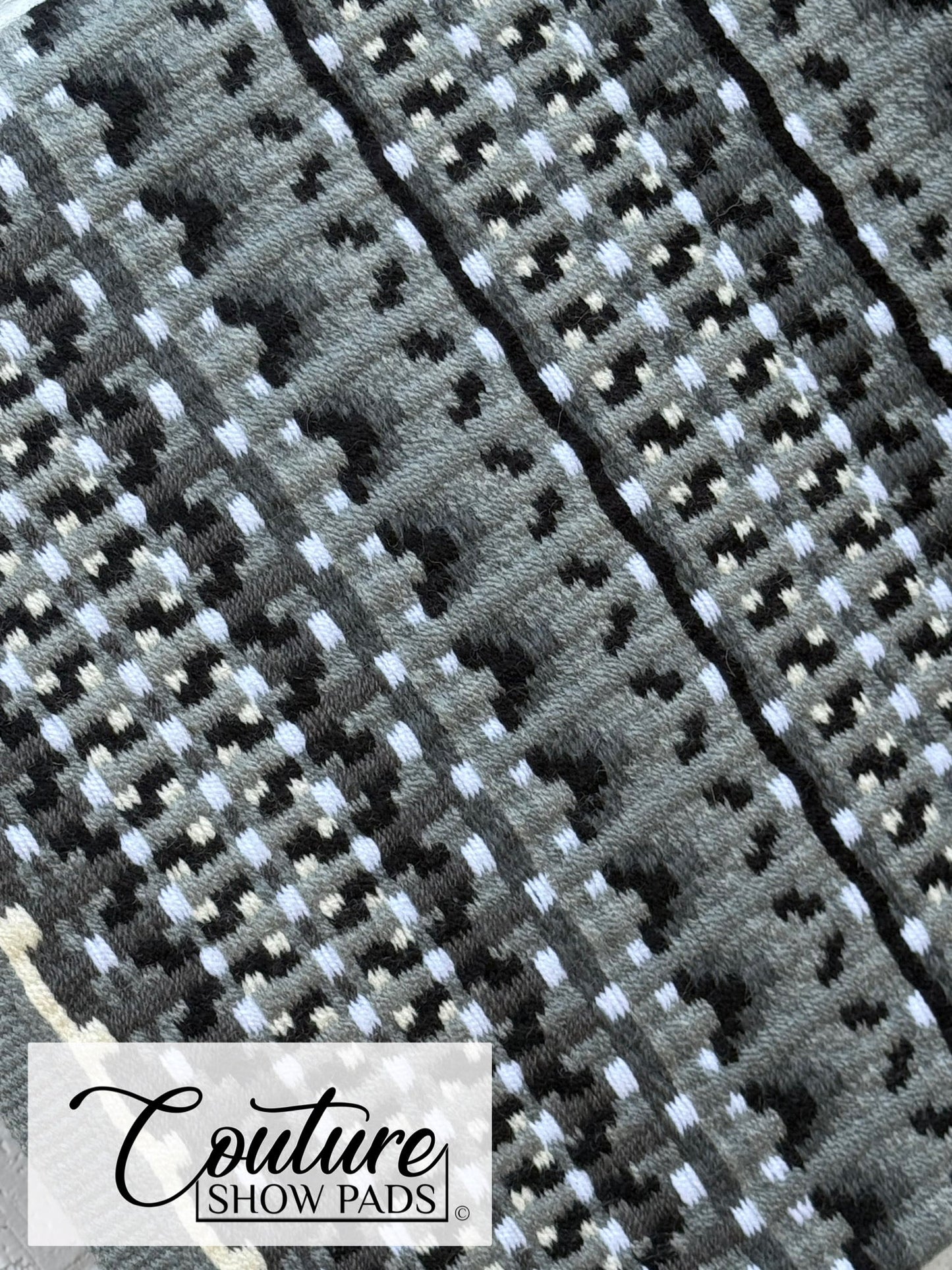 Granite Sky Couture Show Pad