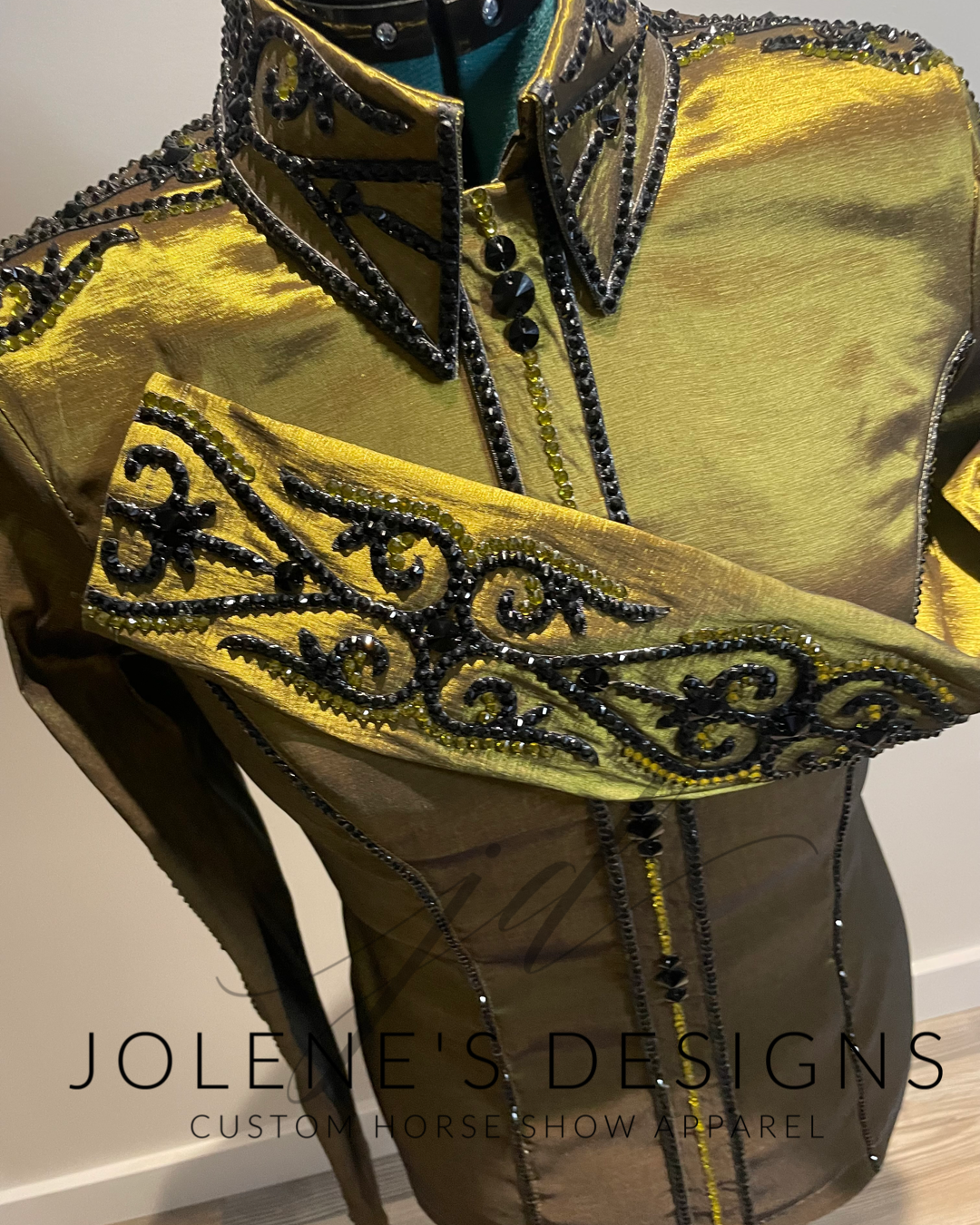 Jolene's Designs Olive Stretch Taffeta Day Shirt - Size Large