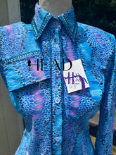 Load image into Gallery viewer, All That Blue &amp; Pink Print Day Shirt - XSmall/Small - FINAL SALE
