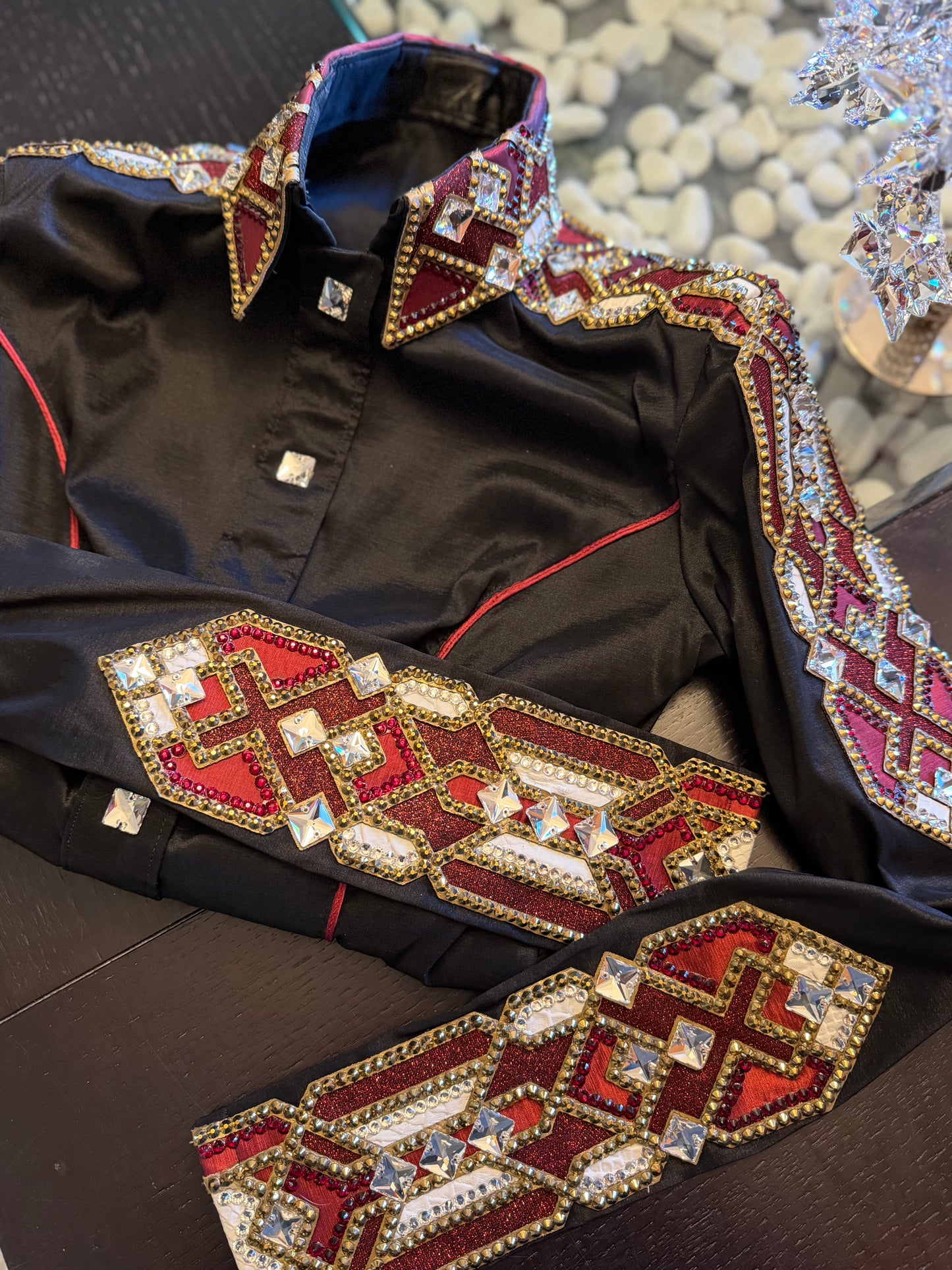 Jolene’s Designs Black, Maroon and Gold Day Shirt - Appx Small/Medium