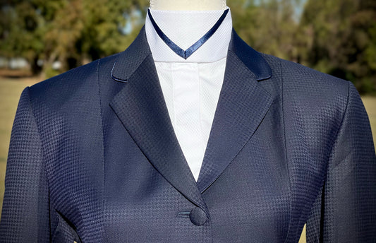 Boo Yah White Shirt with Navy V & Navy Medium Velvet Stripe Collars - Size 34