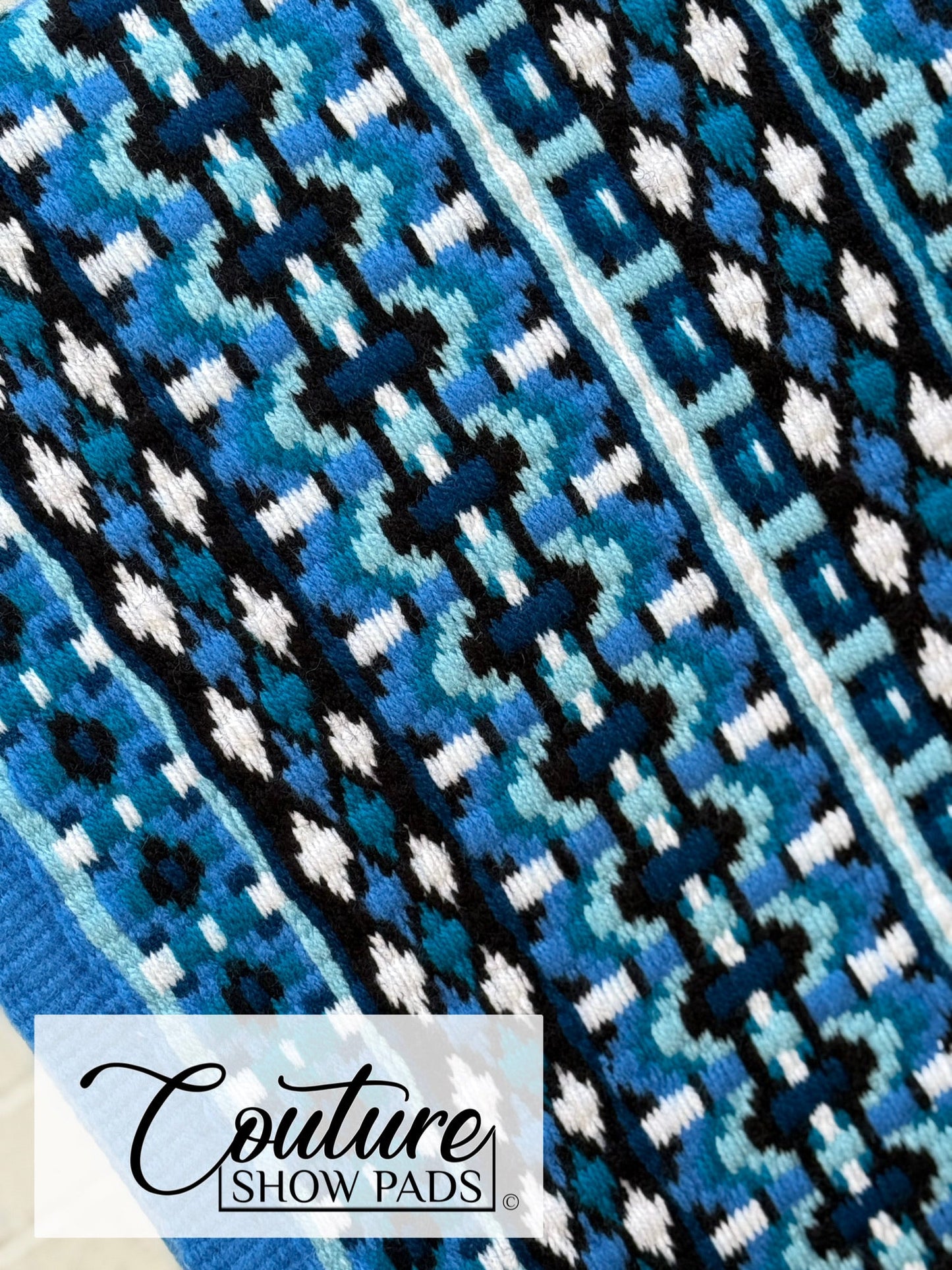 Arctic Edge Couture Show Pad