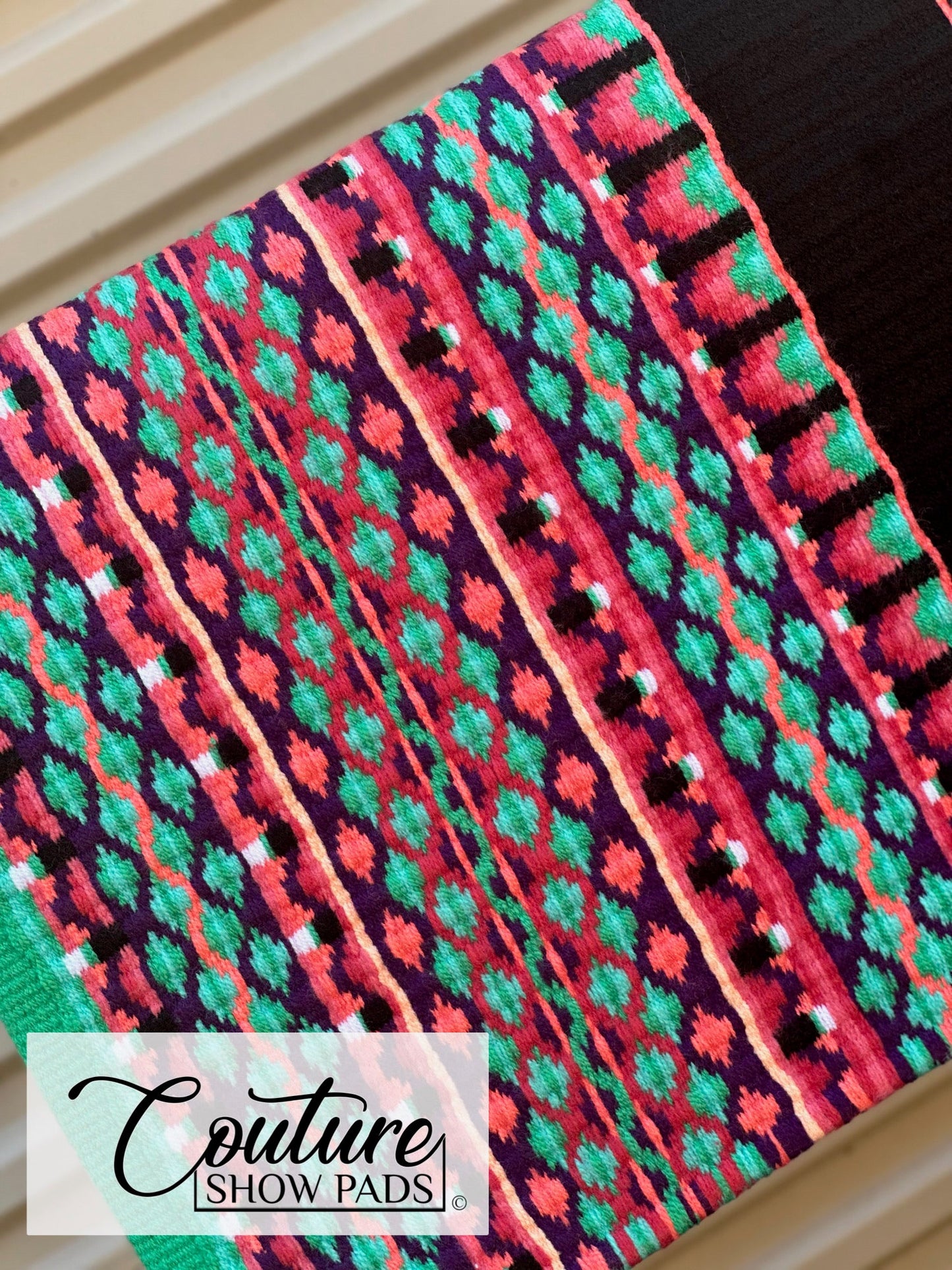 Berries & Green Couture Show Pad
