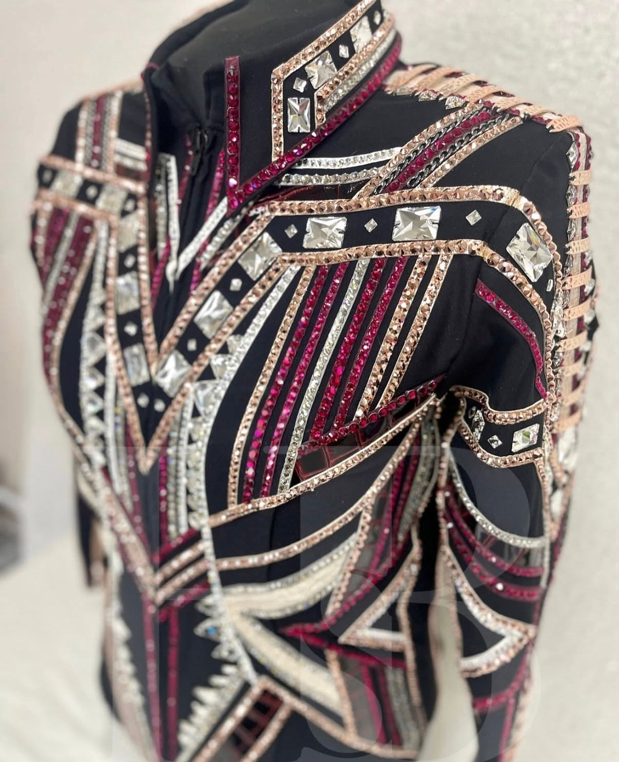 Horse Show Beauty Designs Berry, Rose Gold & Black Showmanship - XL SHORT