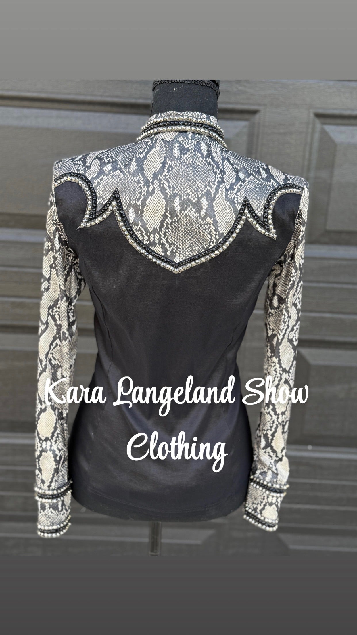 Kara Langeland Black Base w/Snake print - Small/Medium