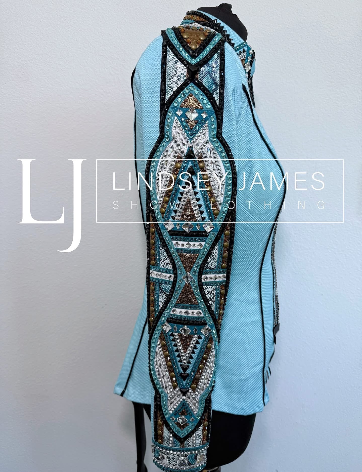 Lindsey James Light Blue, Bronze, Black & White  - Full Sleeve - X-Small/Small