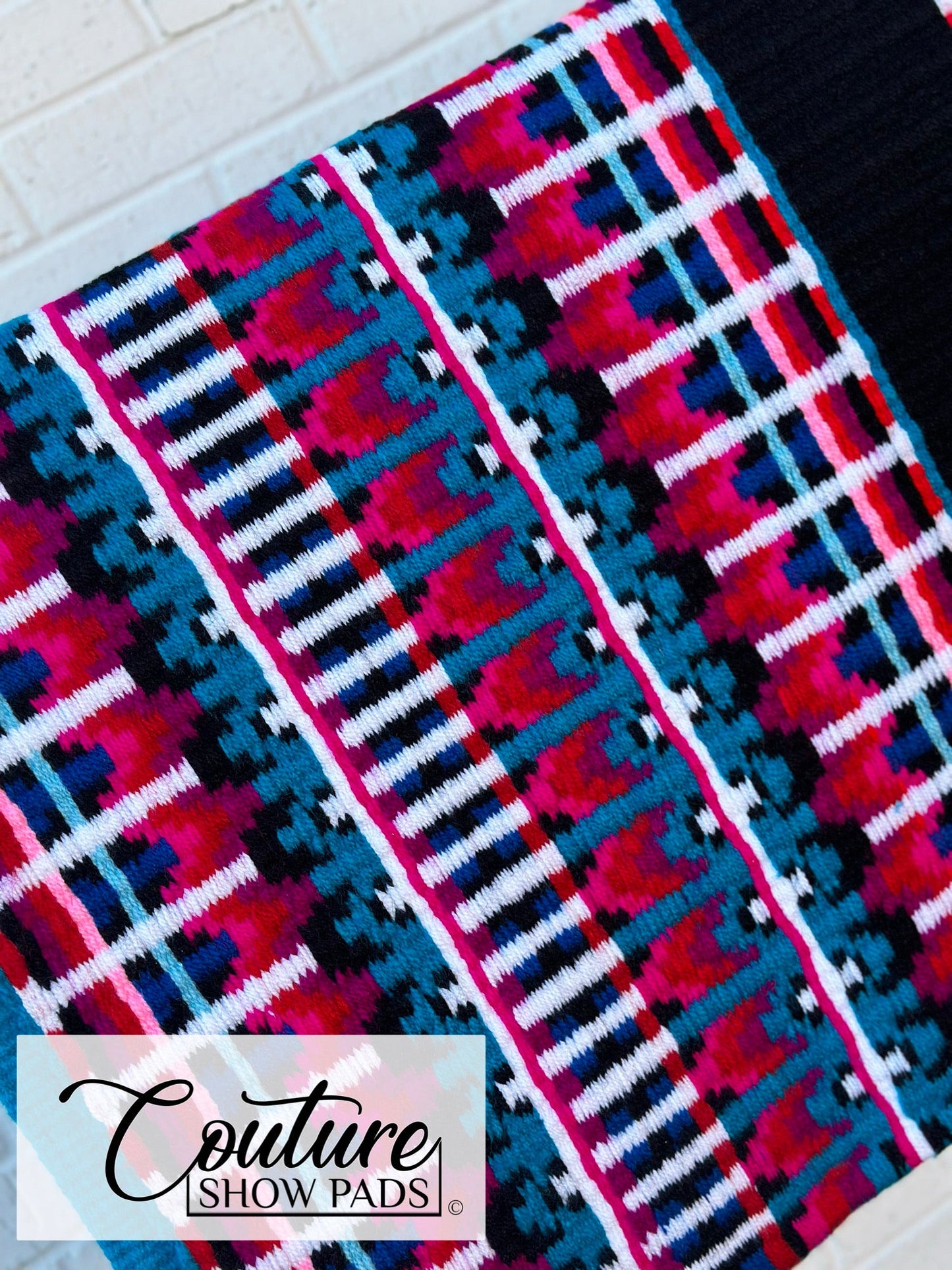 Wild Berry Splash Couture Show Pad