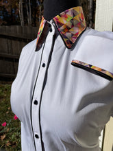 Load image into Gallery viewer, HouseWear Tailored Collection White Sheer Sleeve Blouse with Multi-Color Accents - M/L
